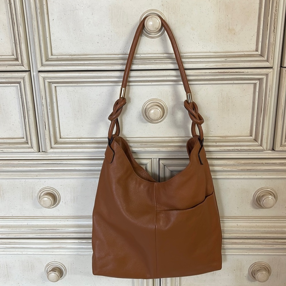 Vince Camuto shoulder bag leather